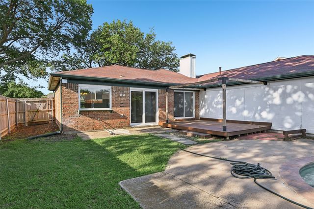 1127 Southwestern Drive, Richardson, TX 75081