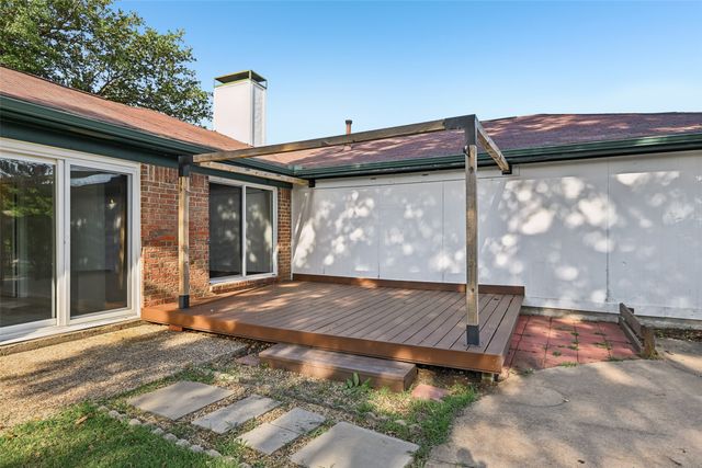 1127 Southwestern Drive, Richardson, TX 75081