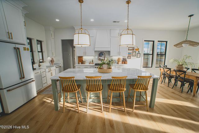 37 Wild Turkey Lane, Arapahoe, NC 28510