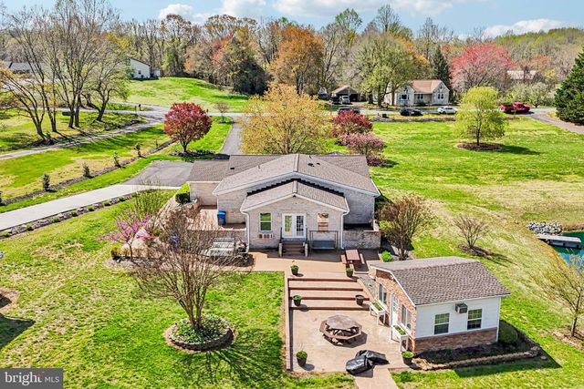 16970 TEAGUES POINT RD, Hughesville, MD 20637