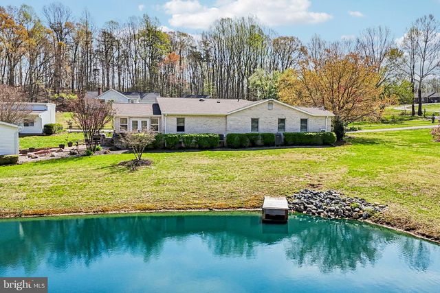 16970 TEAGUES POINT RD, Hughesville, MD 20637