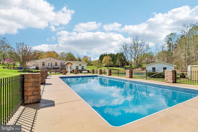 16970 TEAGUES POINT RD, Hughesville, MD 20637