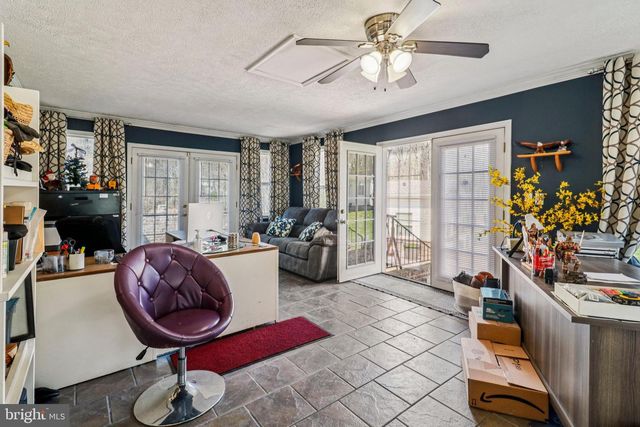 16970 TEAGUES POINT RD, Hughesville, MD 20637