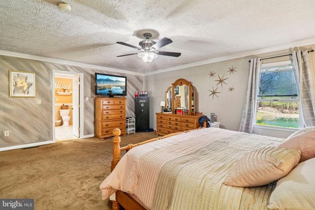 16970 TEAGUES POINT RD, Hughesville, MD 20637