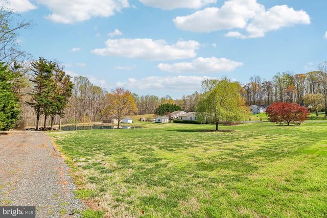 16970 TEAGUES POINT RD, Hughesville, MD 20637