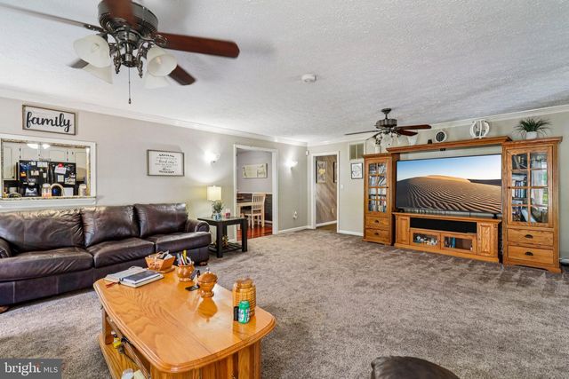 16970 TEAGUES POINT RD, Hughesville, MD 20637