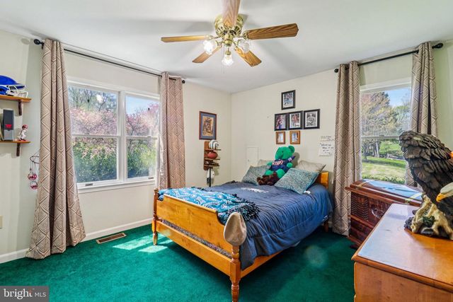 16970 TEAGUES POINT RD, Hughesville, MD 20637