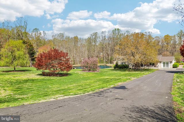 16970 TEAGUES POINT RD, Hughesville, MD 20637
