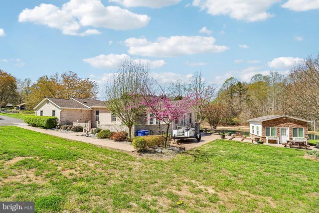 16970 TEAGUES POINT RD, Hughesville, MD 20637