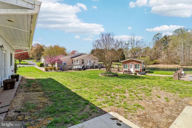 16970 TEAGUES POINT RD, Hughesville, MD 20637