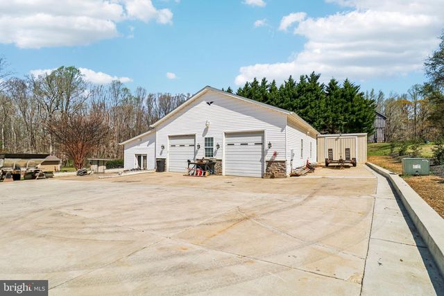 16970 TEAGUES POINT RD, Hughesville, MD 20637