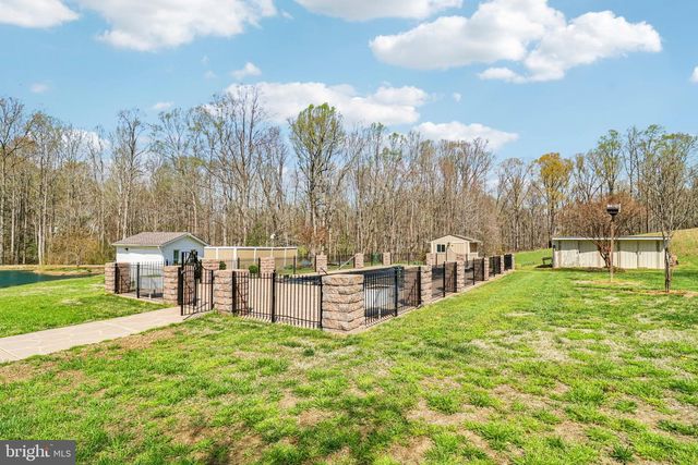 16970 TEAGUES POINT RD, Hughesville, MD 20637