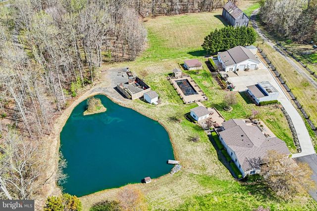 16970 TEAGUES POINT RD, Hughesville, MD 20637