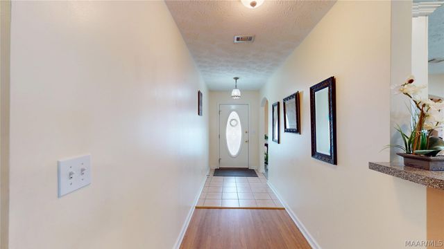 610 Linden Lane, Prattville, AL 36066