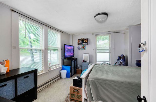 160 S Main Street, Franklin, NH 03235
