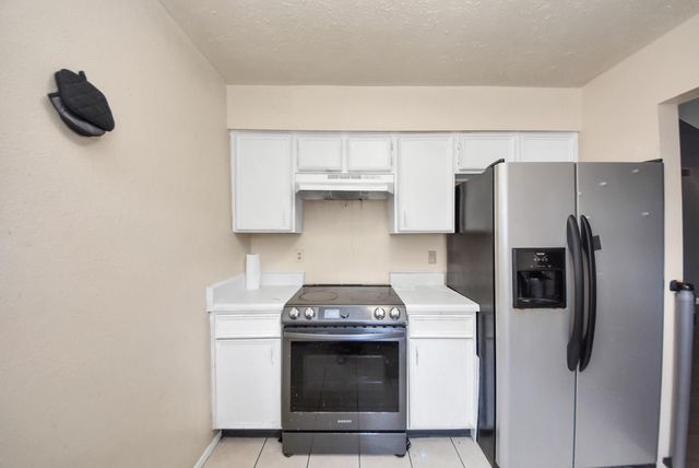 6952 Foxwaithe Lane, Humble, TX 77338