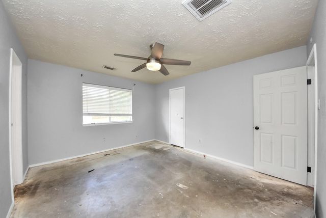 6952 Foxwaithe Lane, Humble, TX 77338