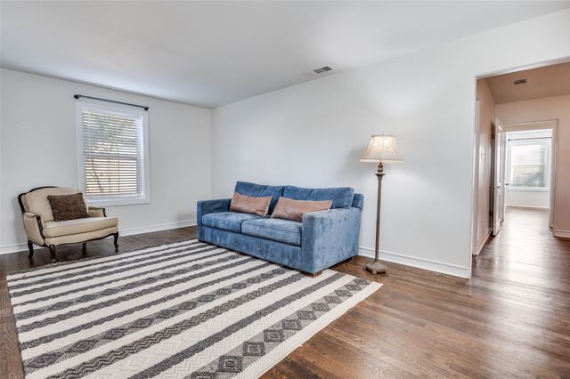 4922 W University Boulevard, Dallas, TX 75209