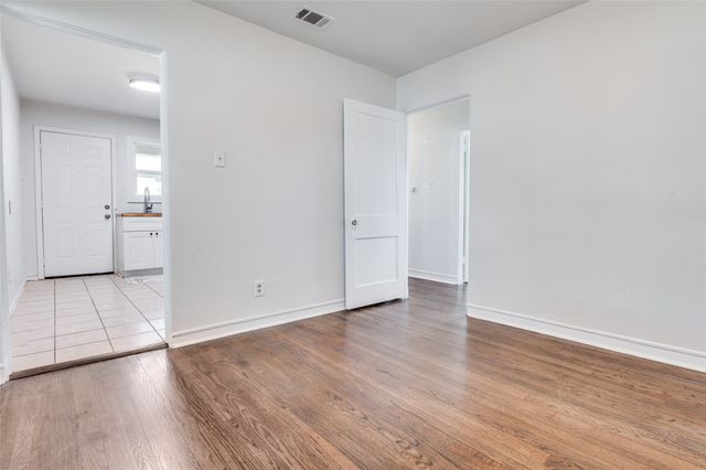 4922 W University Boulevard, Dallas, TX 75209