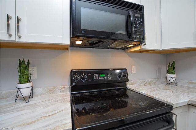 5385 Macy Grove Road, Kernersville, NC 27284