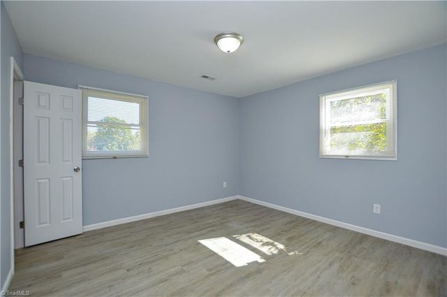 5385 Macy Grove Road, Kernersville, NC 27284