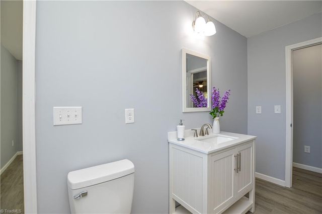 5385 Macy Grove Road, Kernersville, NC 27284