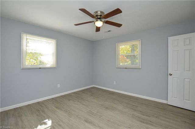 5385 Macy Grove Road, Kernersville, NC 27284