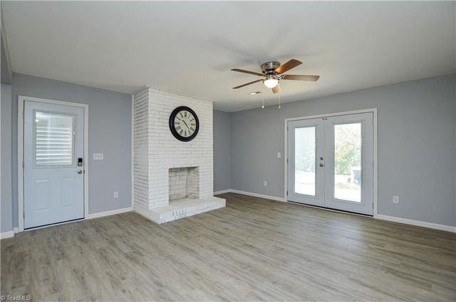 5385 Macy Grove Road, Kernersville, NC 27284