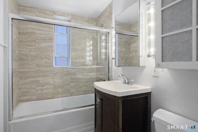 70 Strawberry Hill Avenue APT 2-2B, Stamford, CT 06902