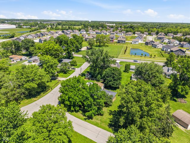 5578 Henderson Drive, Brownsburg, IN 46112