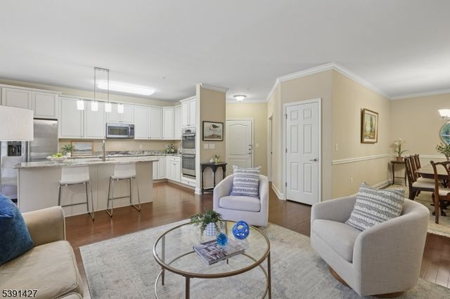 6 Pebble Road D1 D1, Woodland Park, NJ 07424