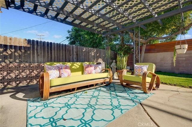 1012 E 45th, Long Beach, CA 90807