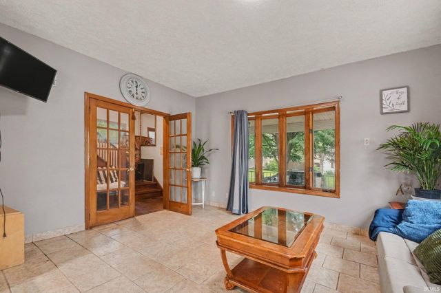 1429 ElReno Street, Elkhart, IN 46516