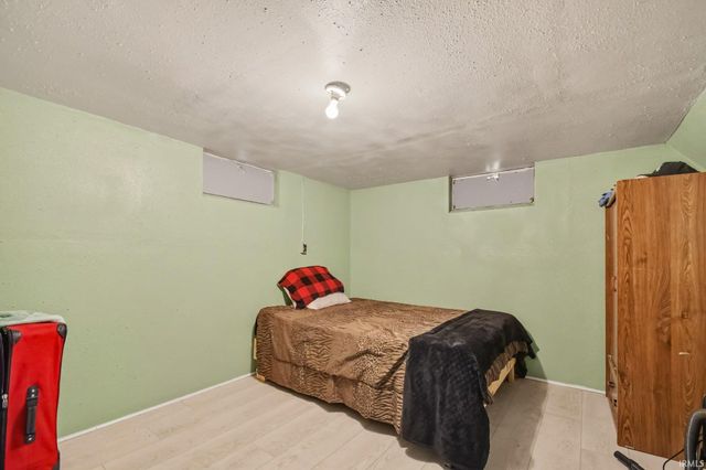 1429 ElReno Street, Elkhart, IN 46516