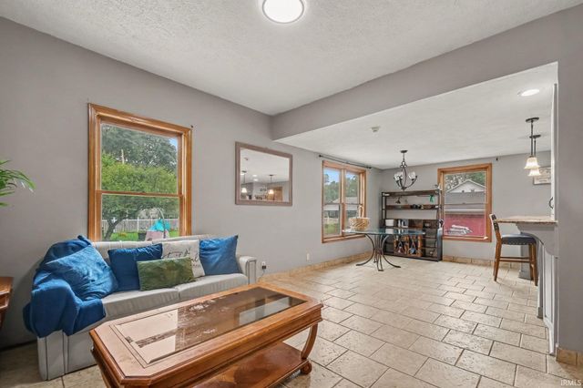 1429 ElReno Street, Elkhart, IN 46516