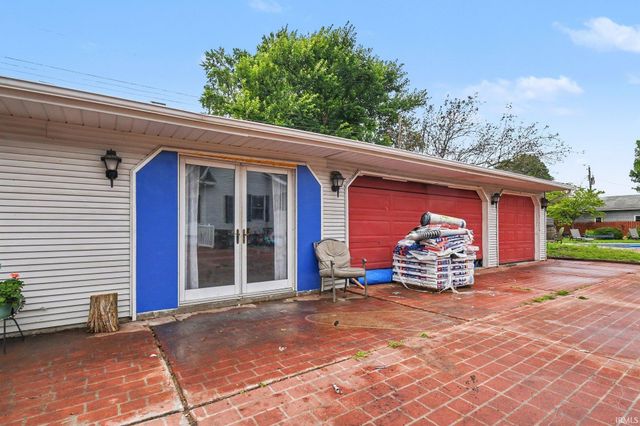 1429 ElReno Street, Elkhart, IN 46516