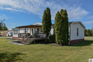 255 Wilson Farm Road, Marion, KY 42064