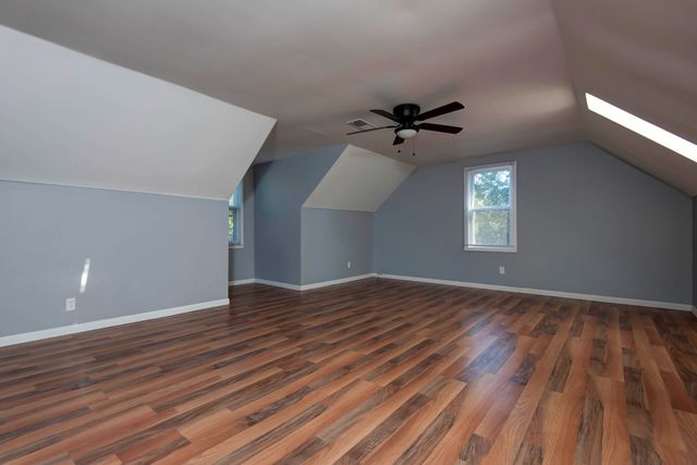 1340 W Mesa Drive, Nixa, MO 65714