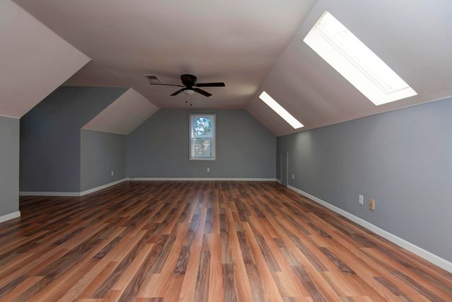 1340 W Mesa Drive, Nixa, MO 65714