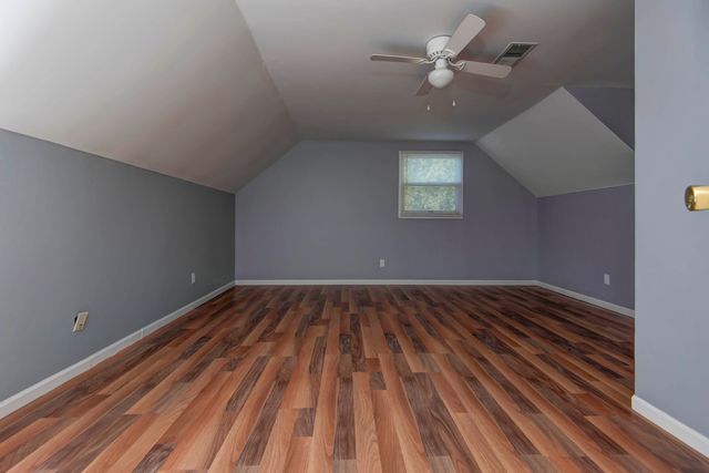 1340 W Mesa Drive, Nixa, MO 65714