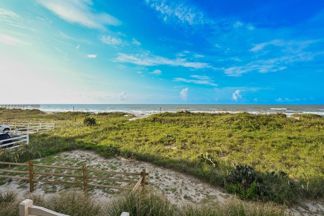 1802 Spinnaker Dr., North Myrtle Beach, SC 29582