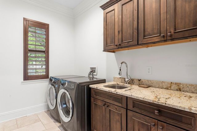 3006 S EMERSON STREET, Tampa, FL 33629