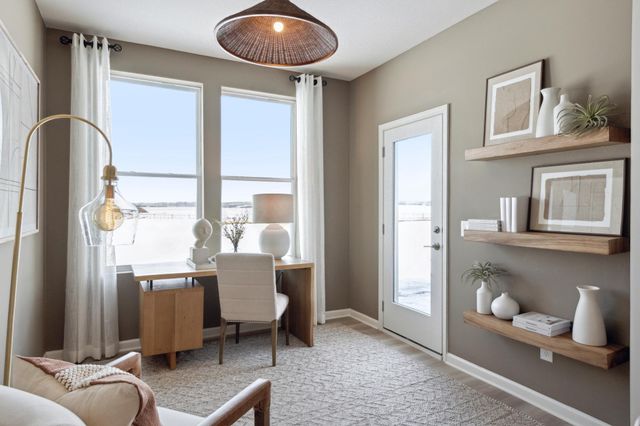 4806 AirLake Drive, Woodbury, MN 55129