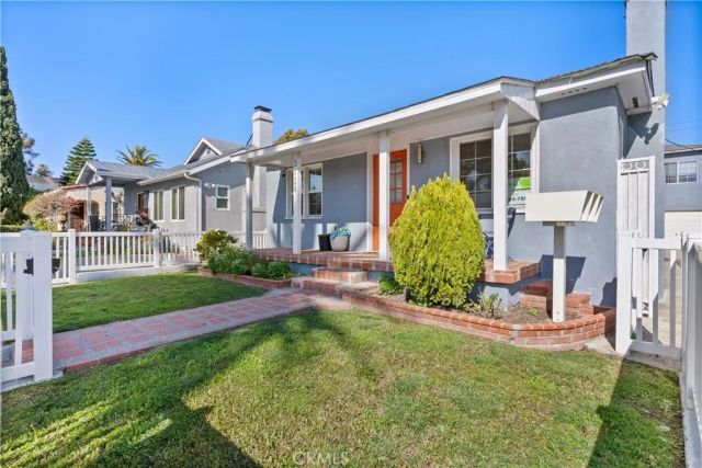 3124 Helms Avenue, Los Angeles, CA 90034