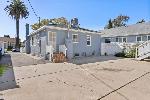 3124 Helms Avenue, Los Angeles, CA 90034