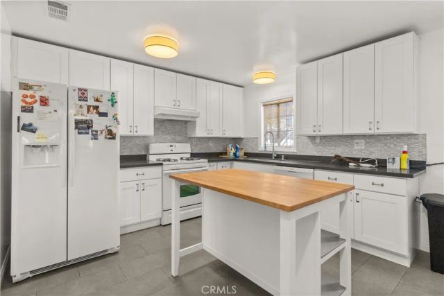 3124 Helms Avenue, Los Angeles, CA 90034