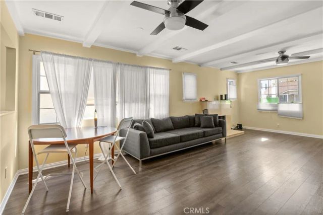 3124 Helms Avenue, Los Angeles, CA 90034