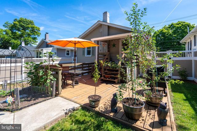 113 PENN ST, Pennsburg, PA 18073