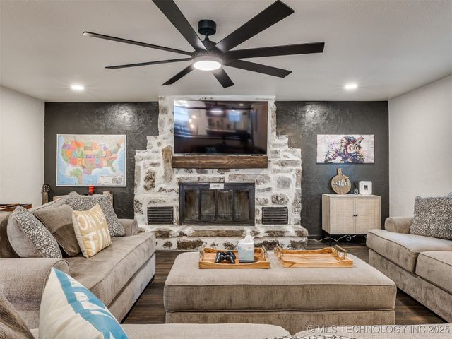 11 Port Duncan, Afton, OK 74331