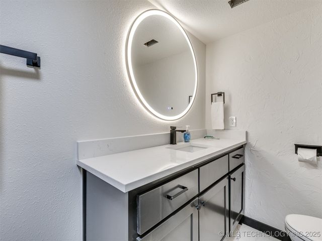 11 Port Duncan, Afton, OK 74331